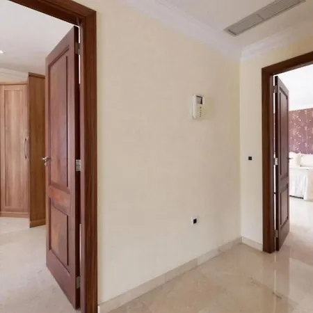 Prázdninový dům Lovely 4-bed House In Costa Adeje