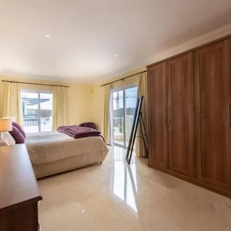 Hébergement de vacances Lovely 4-bed House In Costa Adeje *